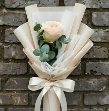 Букет цветов из:  Розы в Красночервонном