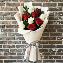 Букет цветов из:  Розы в Красночервонном