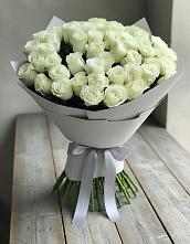 Букет 35 Белых роз в Красночервонном