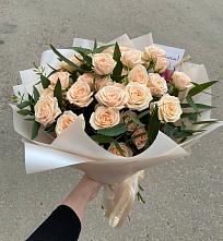Букет Кремовые розы Латте в Красночервонном