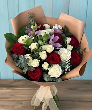Букет цветов из:  Розы и Альстромерии в Красночервонном