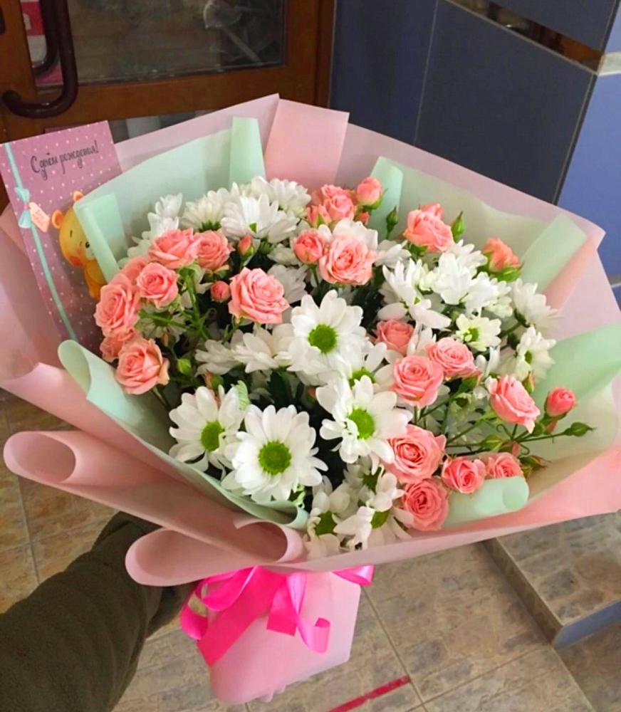 Букет цветов из: Розы и Хризантемы в Красночервонном