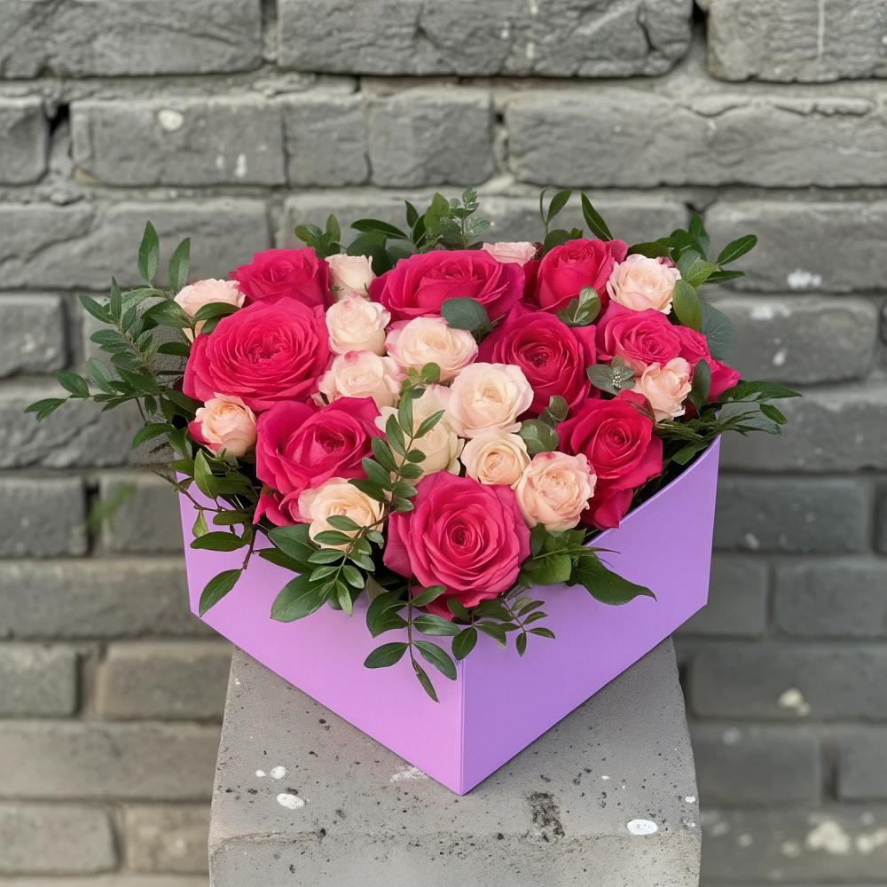 Цветочная композиция из Розы в коробке в Красночервонном