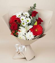 Букет цветов из:  Розы, Хризантемы, Герберы и Лилии в Красночервонном