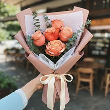 Букет цветов из:  Розы в Красночервонном