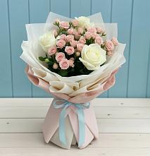 Букет цветов из:  Розы в Красночервонном