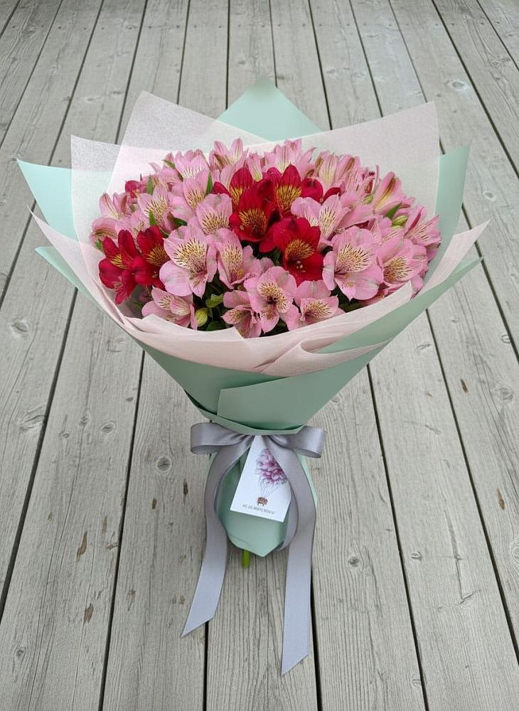 Букет цветов из: Альстромерии в Красночервонном