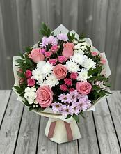 Букет цветов из:  Альстромерии, Гвоздики, Розы и Хризантемы в Красночервонном