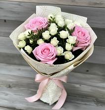 Букет цветов из:  Розы в Красночервонном