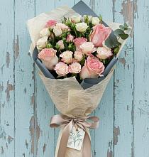 Букет цветов из:  Розы #REPLACE_PRED# Красночервонном