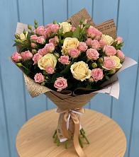 Букет цветов из:  Розы в Красночервонном