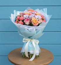 Букет цветов из:  Хризантемы и Розы в Красночервонном