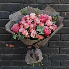 Букет цветов из:  Розы в Красночервонном